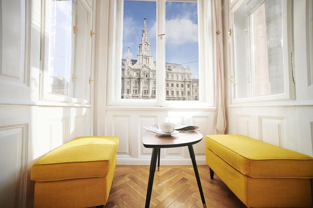 New York Palace View Apartment Будапеща Екстериор снимка