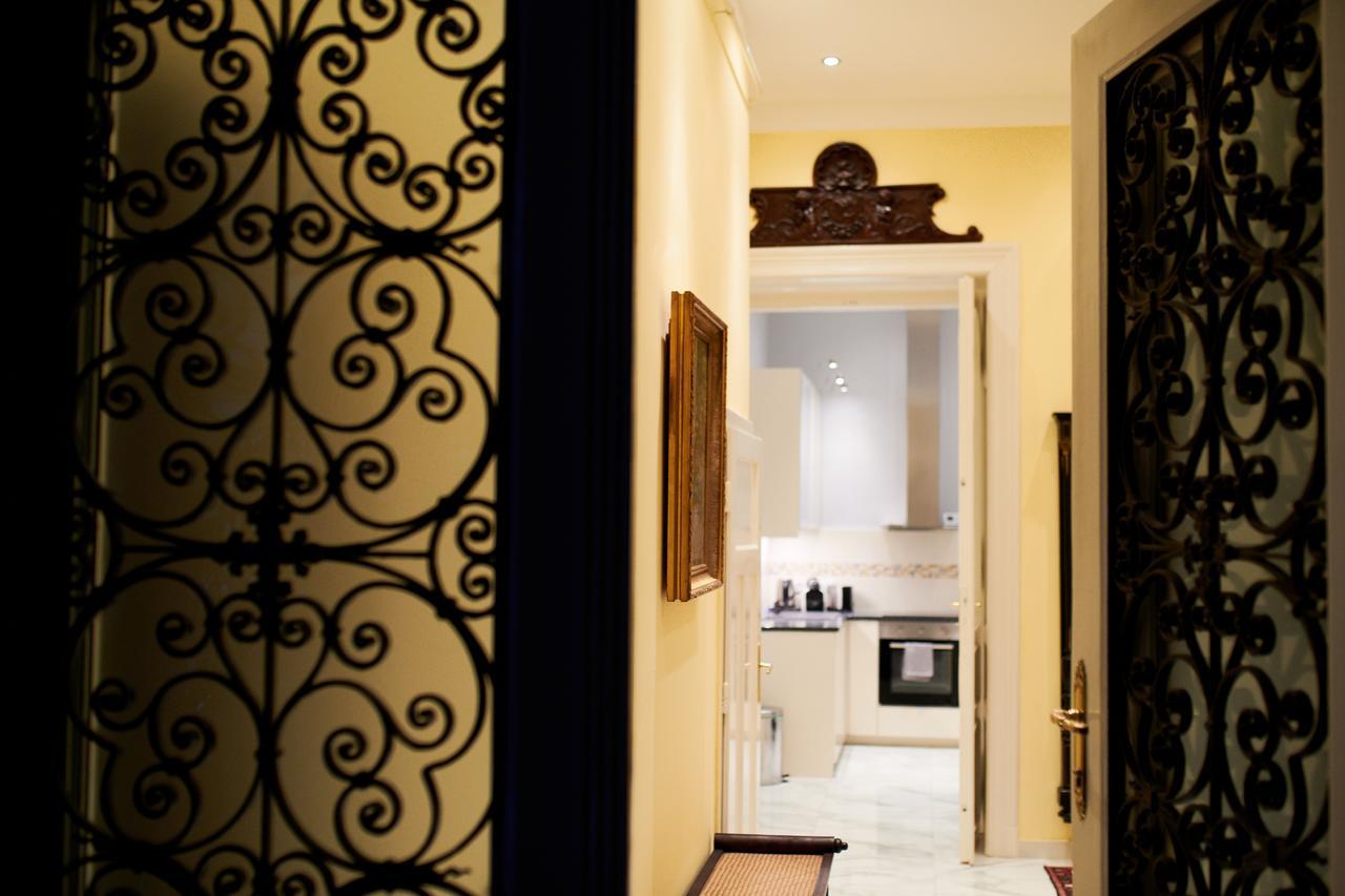 New York Palace View Apartment Будапеща Екстериор снимка